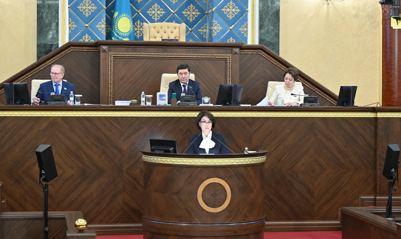 Densaýlyq saqtaý máselesine qatysty qujat jobasy maquldandy