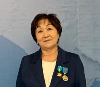 Ustazdarǵa aıryqsha qoldaý