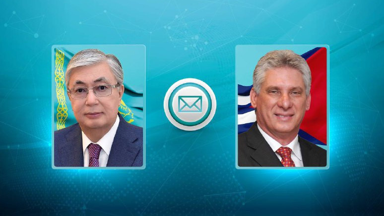 Qasym-Jomart Toqaev Kýba Prezıdentin quttyqtady