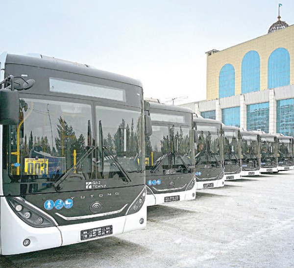 «Gazeldi» jaıly avtobýs almastyrdy