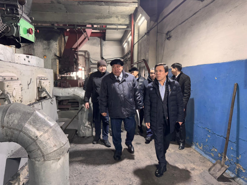 Májilis depýtaty jylý energetıka ortalyǵynyń jumysymen tanysty