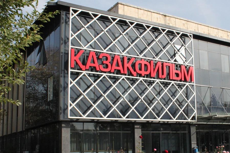 «Qazaqfılmdi» qarjylandyrý tetikteri qaıta qaraldy