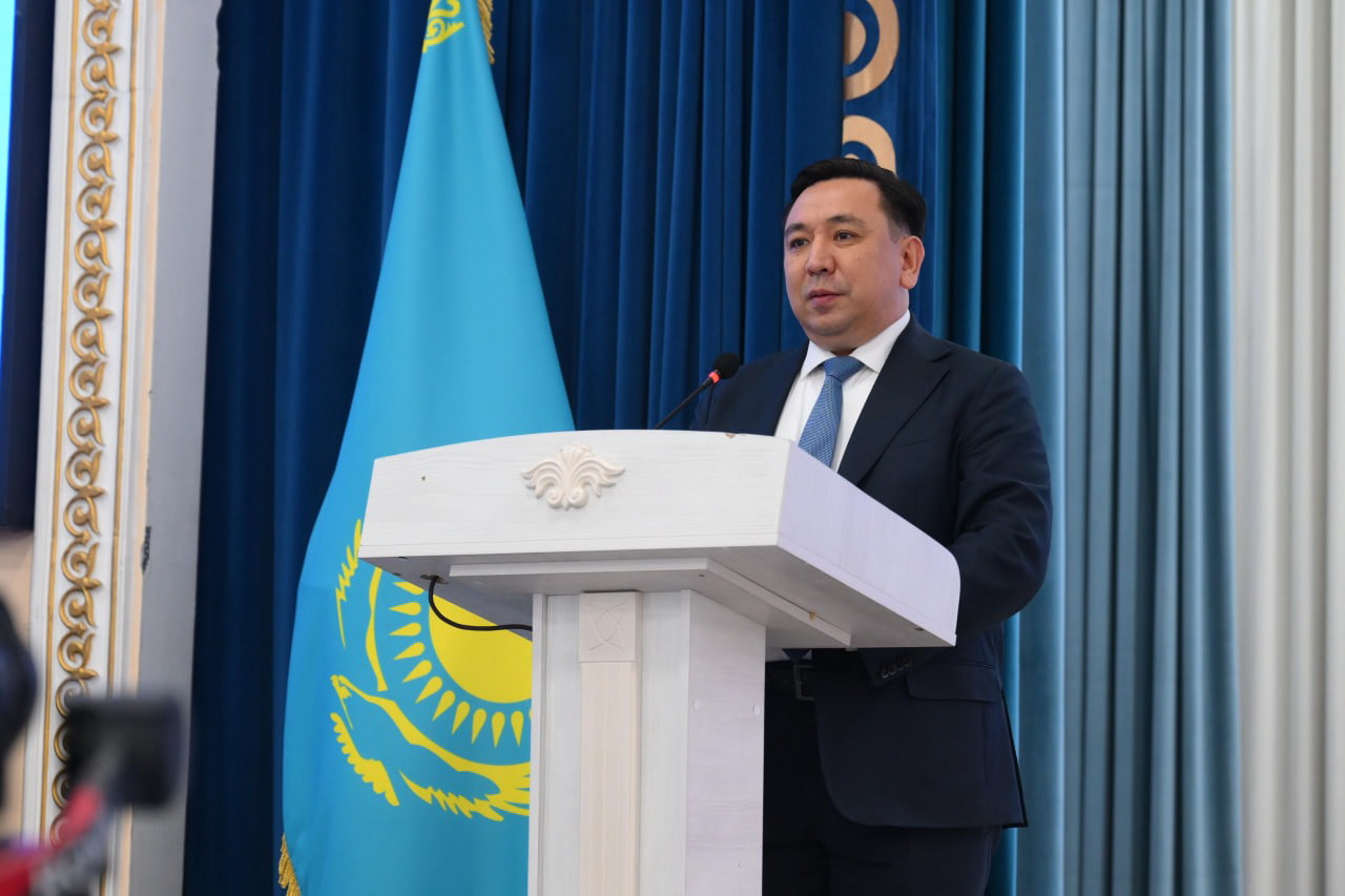 Básekelestikti kúsheıtetin bastama