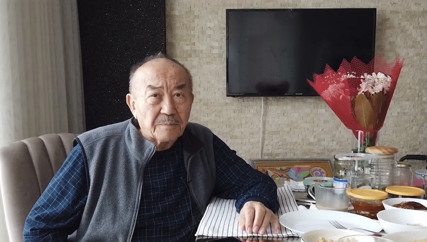 Belgili bıik kókseńgir qulady