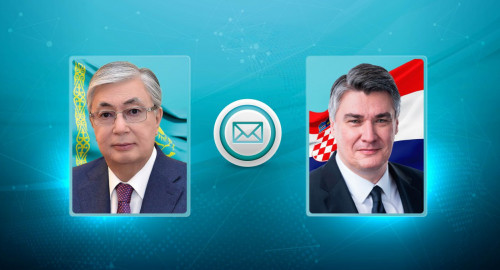 Qasym-Jomart Toqaev Horvatııa Prezıdentin quttyqtady