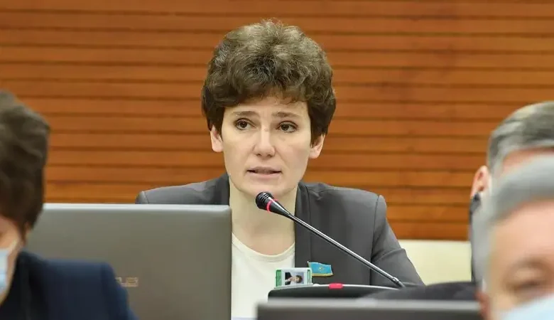 Jolaýshylardy tasymaldaý júıesi saqtandyrý talaptaryna sáıkes kelmeıdi - depýtat