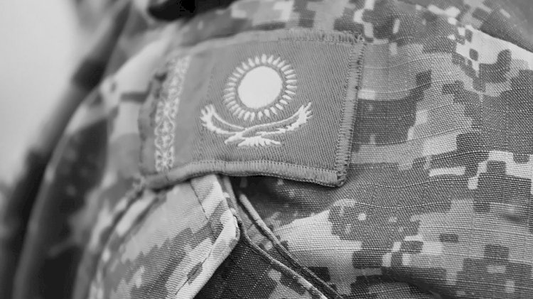 «Júregine oq atqan». 18 jastaǵy sarbaz áskerde kóz jumdy