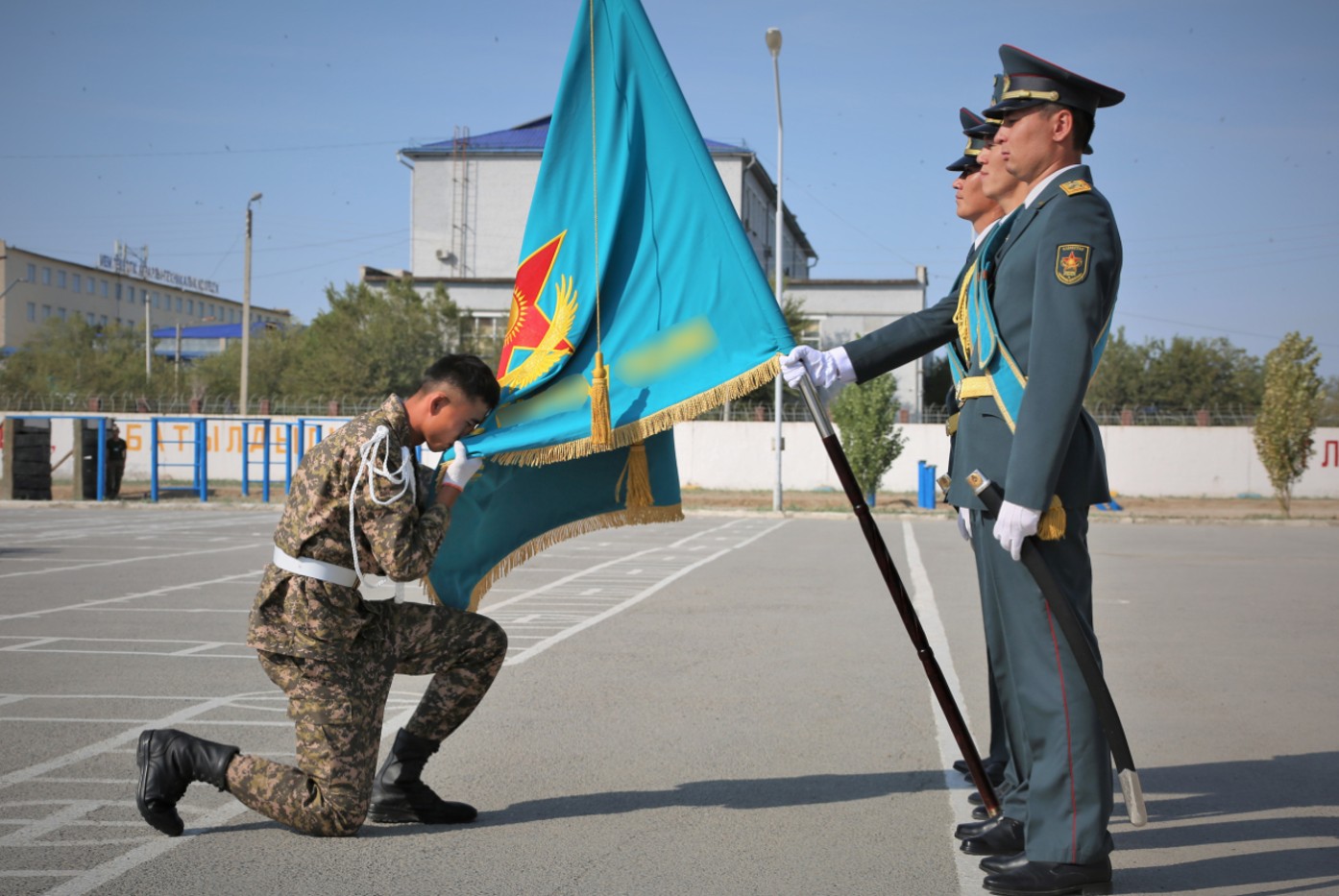 Ásker –  ómir mektebi