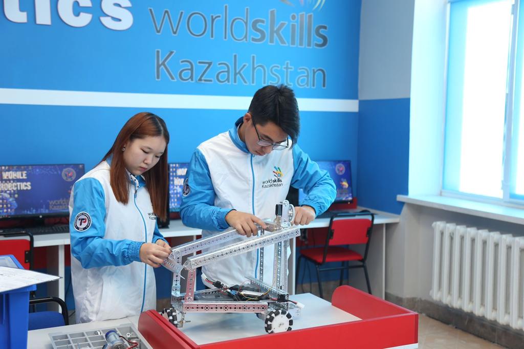 Tehnıkalyq mamandyqtarmen tolyǵady