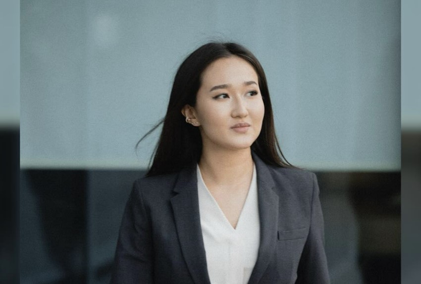 Qazaq qyzy Donald Tramptyń ınaýgýrasııasyna shaqyrtý aldy