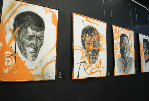 Astanada jastar beıneleý óneriniń birinshi bıennalesi ashyldy