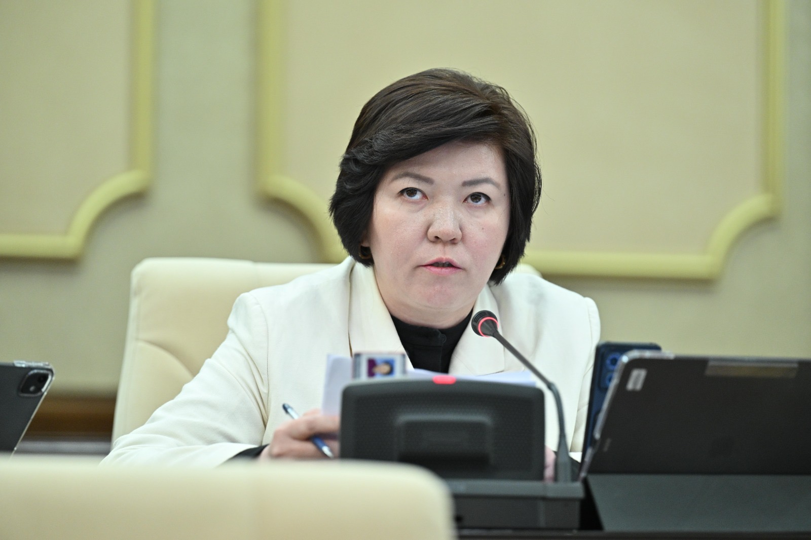 Balalardy mektepten bastap kásipke baýlý kerek – depýtat