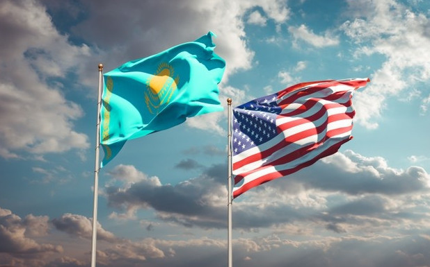 Qazaqstan elshiligi AQSh-ta júrgen azamattarymyzǵa úndeý jasady