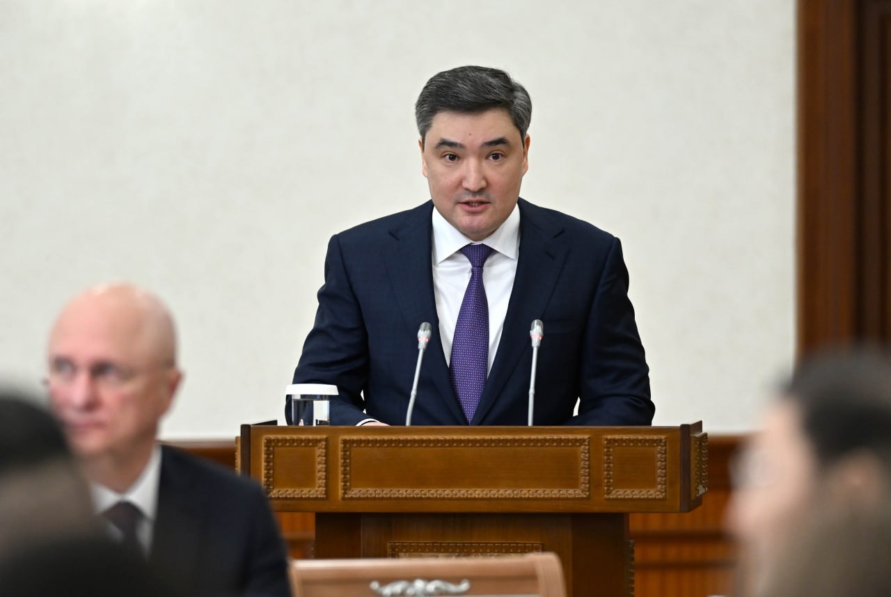 Bıyl 10 jetekshi tehnologııalyq kolledj qurylady - O.Bektenov