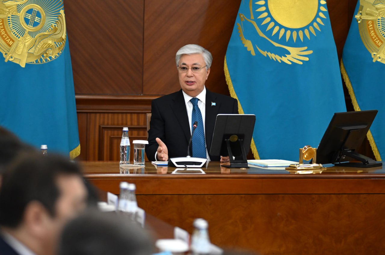 Jańa dáýirdiń syn-qaterleri az emes - Toqaev