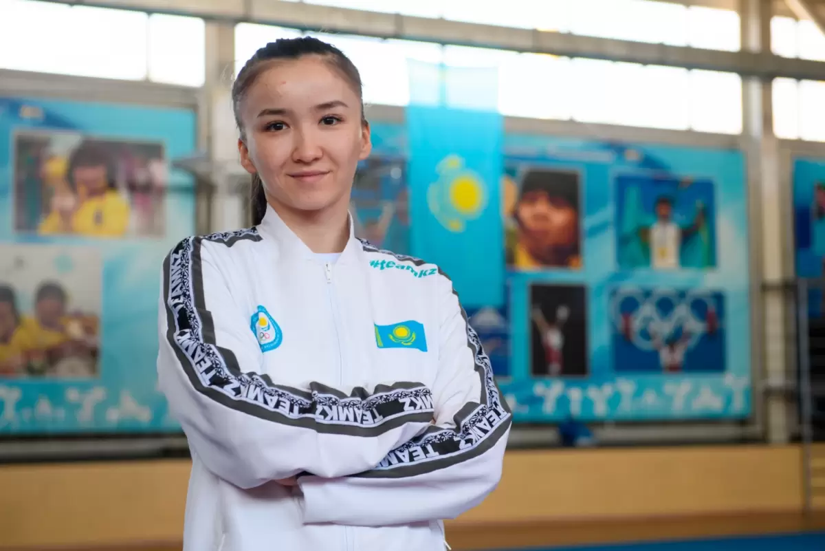 Karateshi Móldir Jańbyrbaı álemdik reıtıngte kósh bastady