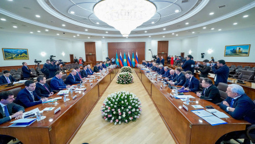 Qazaqstan men Reseı taýar aınalymy 30 mıllıard dollarǵa jetedi