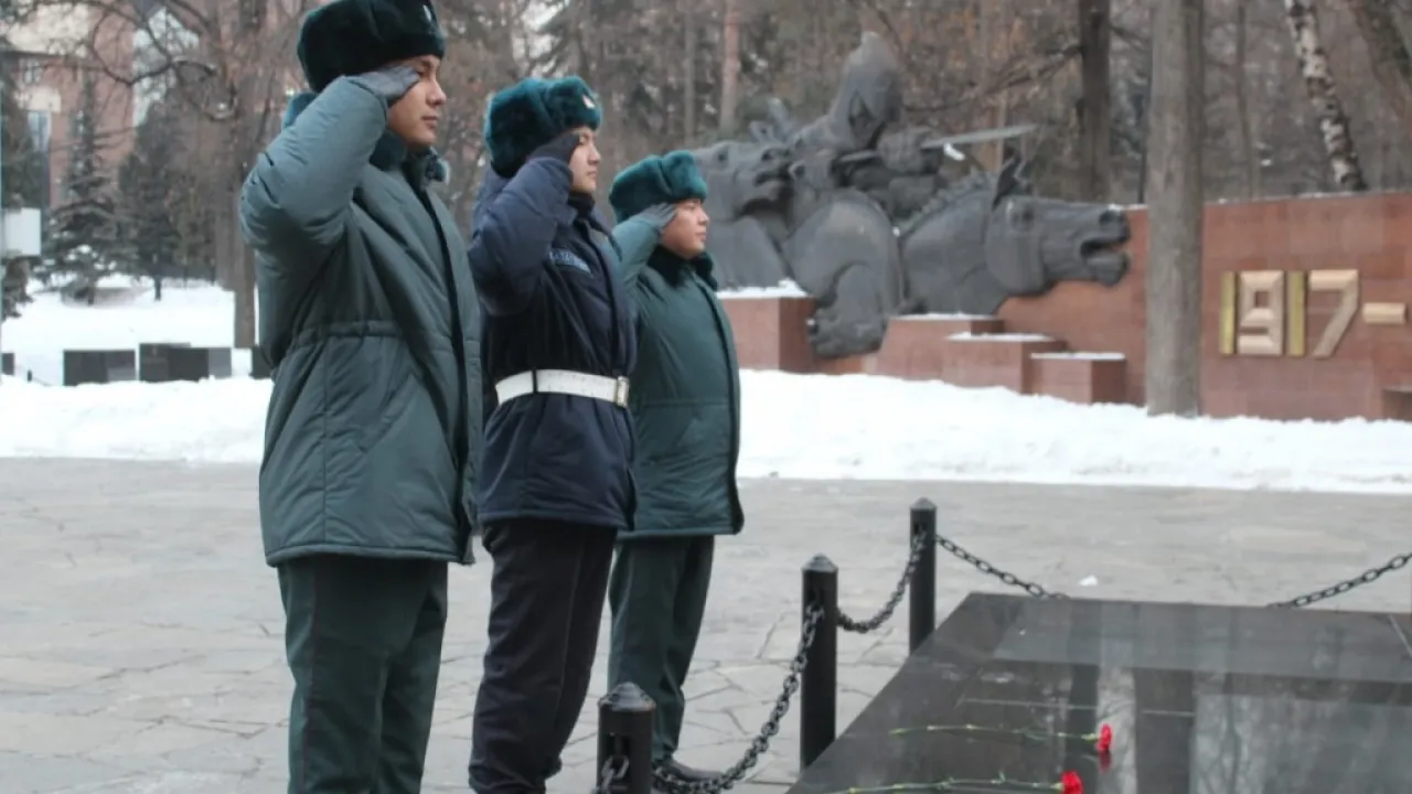 Jeńiske 100 kún qalǵanda