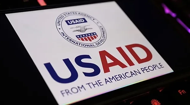 Brıtandyq jýrnalıst USAID agenttiginiń qyzmetin synǵa aldy