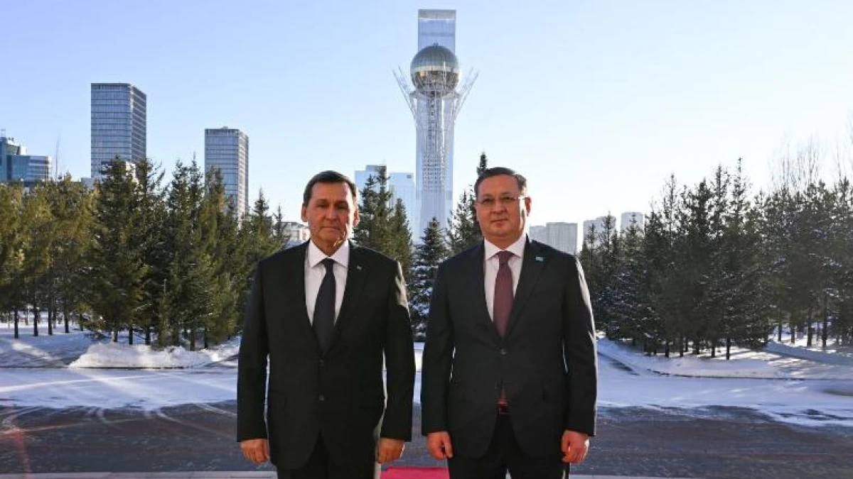 Tatý kórshilik rýhyndaǵy seriktestik