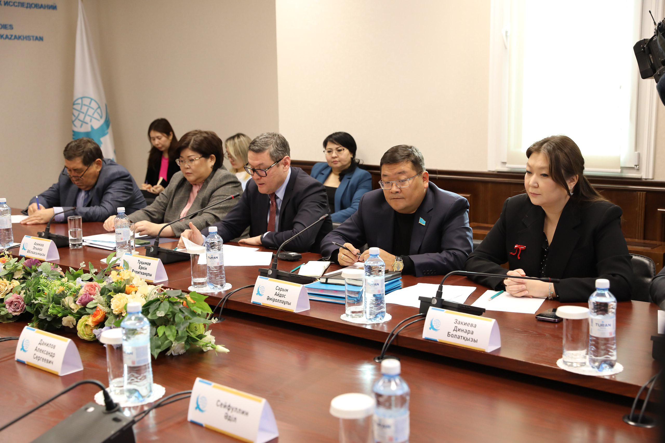 Saıası oılaýdy jańartý baǵytyndaǵy reformalar