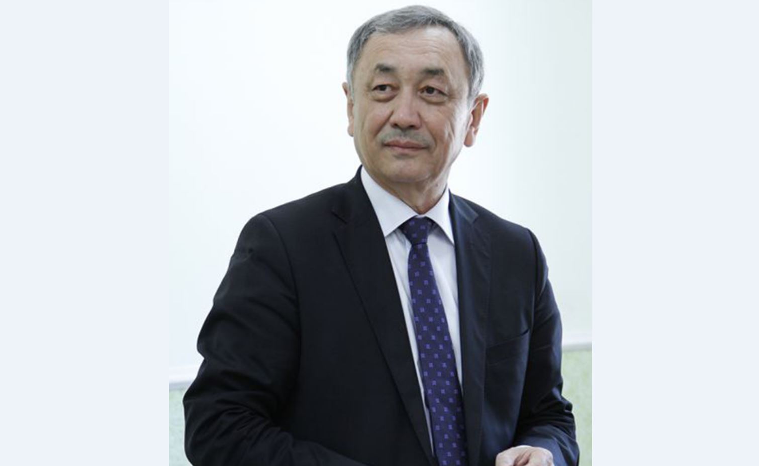 Júzinen nur tógilgen jan edi