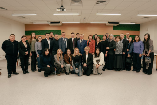 Qyzyl jarty aı qoǵamyna quqyqtyq mártebe kerek