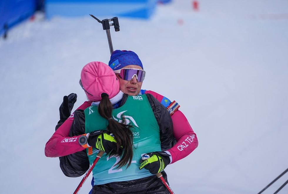 Azıadada bıatlonshylar qorjynǵa qola júlde saldy