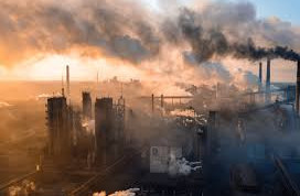 Atyraýda ekologtar tabıǵatty búldirgen kásiporyndarǵa 42 mlrd teńge aıyppul saldy