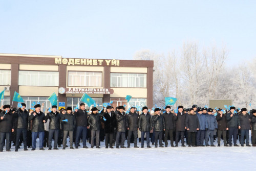 Qaratóbede myń adam «Atamekendi» shyrqady