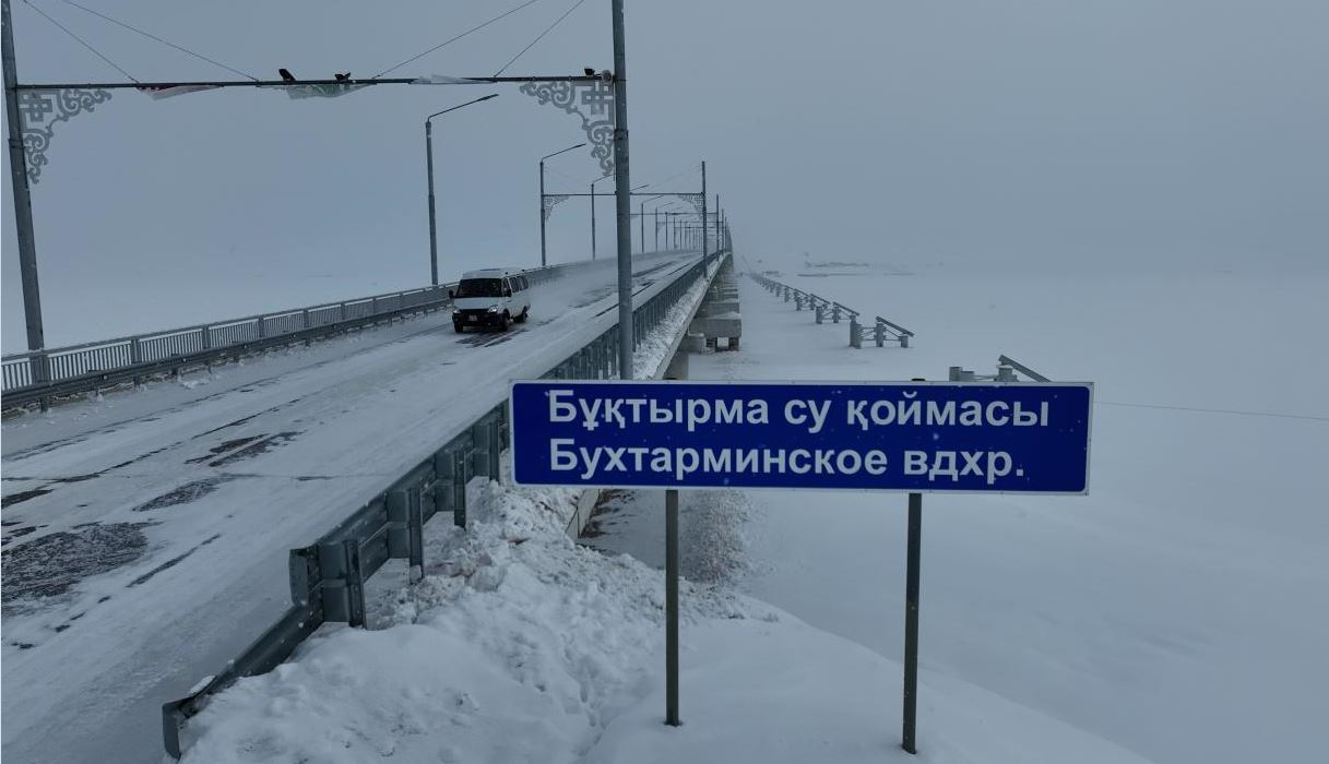 Kúrshimdegi kópirden kún saıyn 1,5 myń kólik ótedi