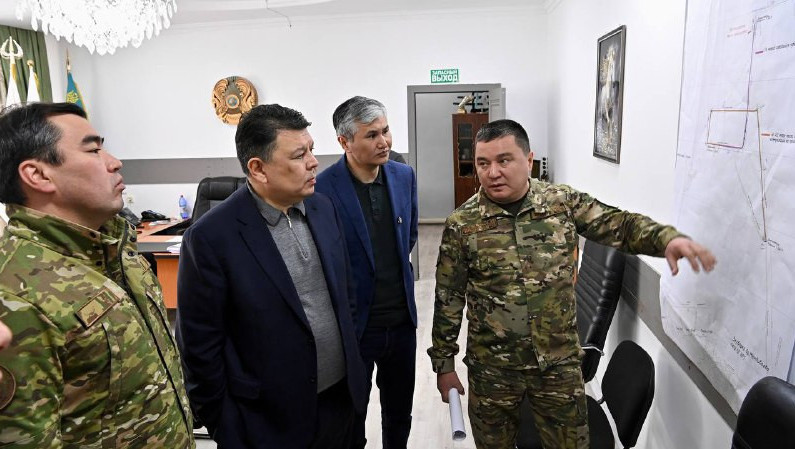 Úkimettik komıssııa shahtadaǵy apat ornynda jumysyn bastady