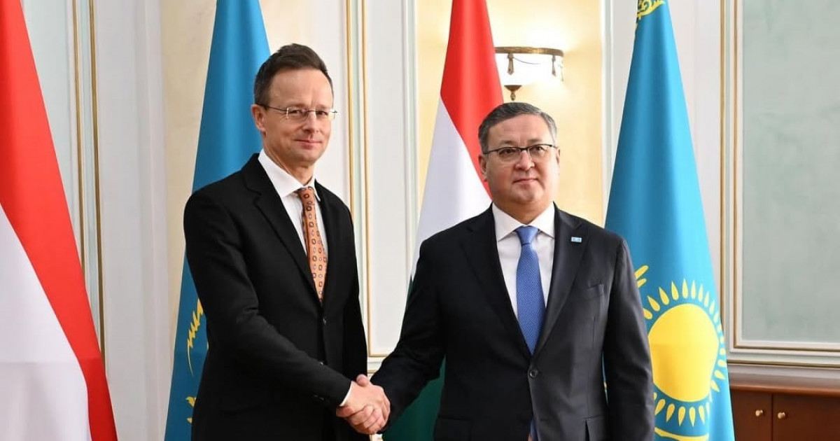 Dıplomatııalyq baılanys nyǵaıa beredi