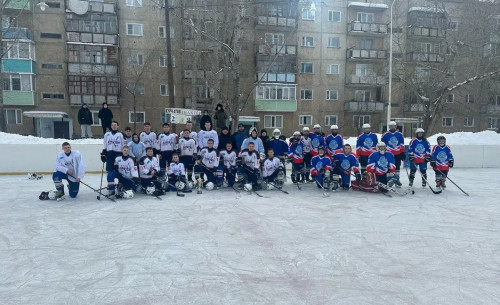 Jezkentte shaıbaly hokkeıden týrnır ótti