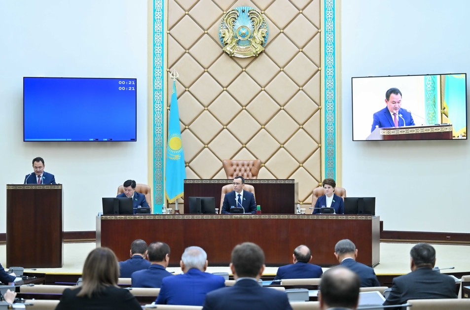 Kreatıvti ındýstrııaǵa – keshendi memlekettik kózqaras