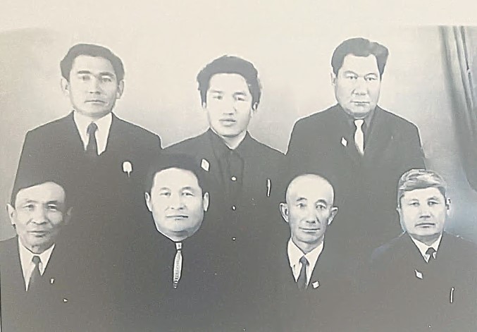 Tutas aýyl ustaz tutqan tulǵa