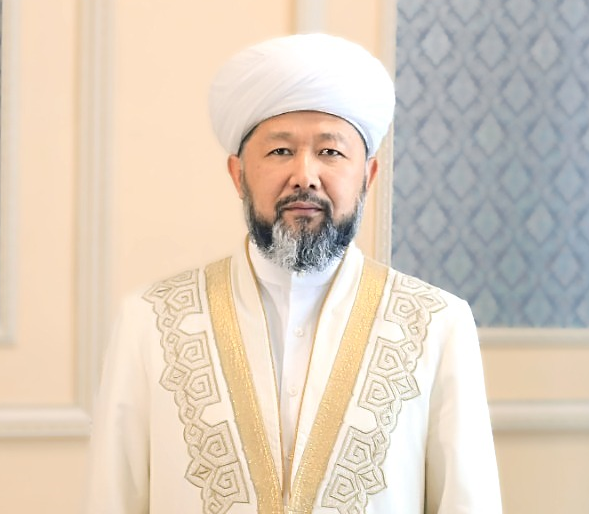 Iftar emes aýyzashar, sýhýr emes sáresi  - Bas múftı