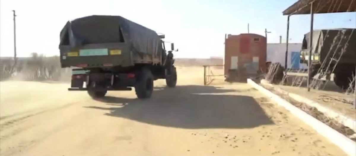 Esirtki tasymaldaǵan kúdikti Reseıden ekstradısııalandy