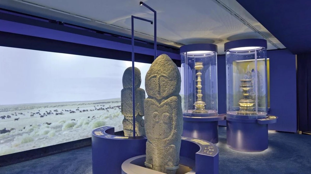 Fransýzdardy qazaq tarıhymen tanystyrady