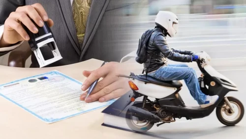 Tirkelmegen mopedterdi basqarýǵa tyıym salynady