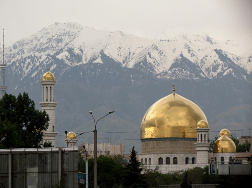 Almatyda Ramazan aıynda qandaı saýapty ister atqarylady?