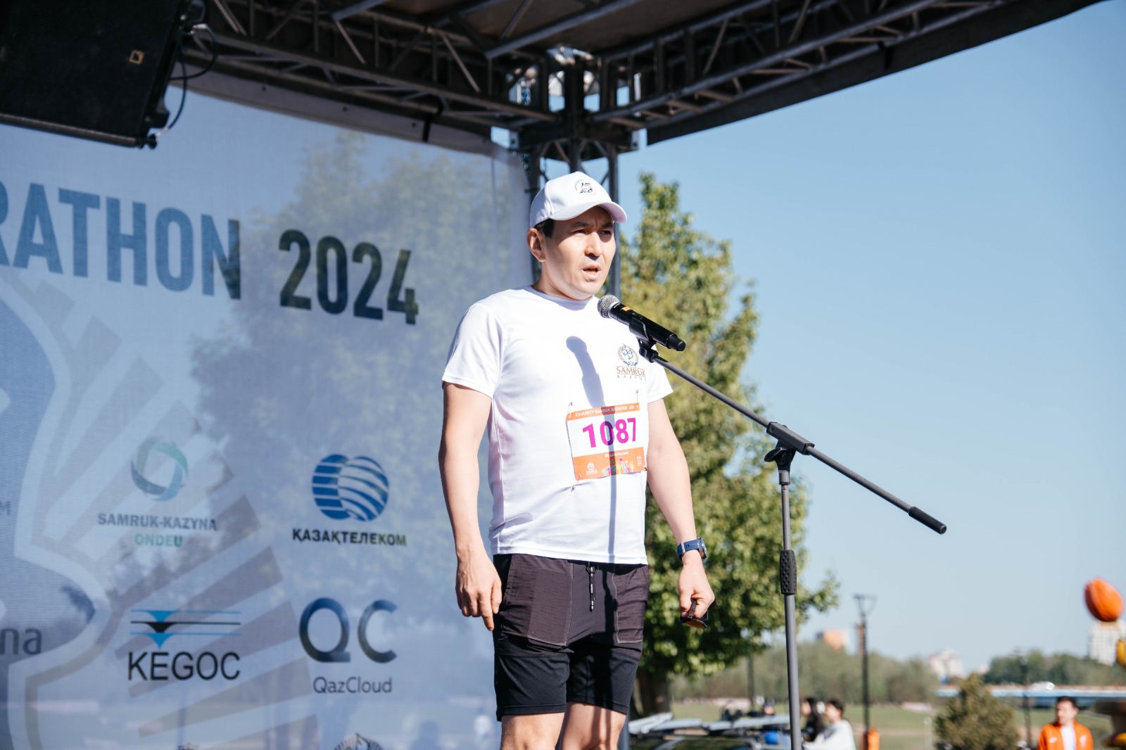 Qaıyrymdylyq jobasy – kósh basynda