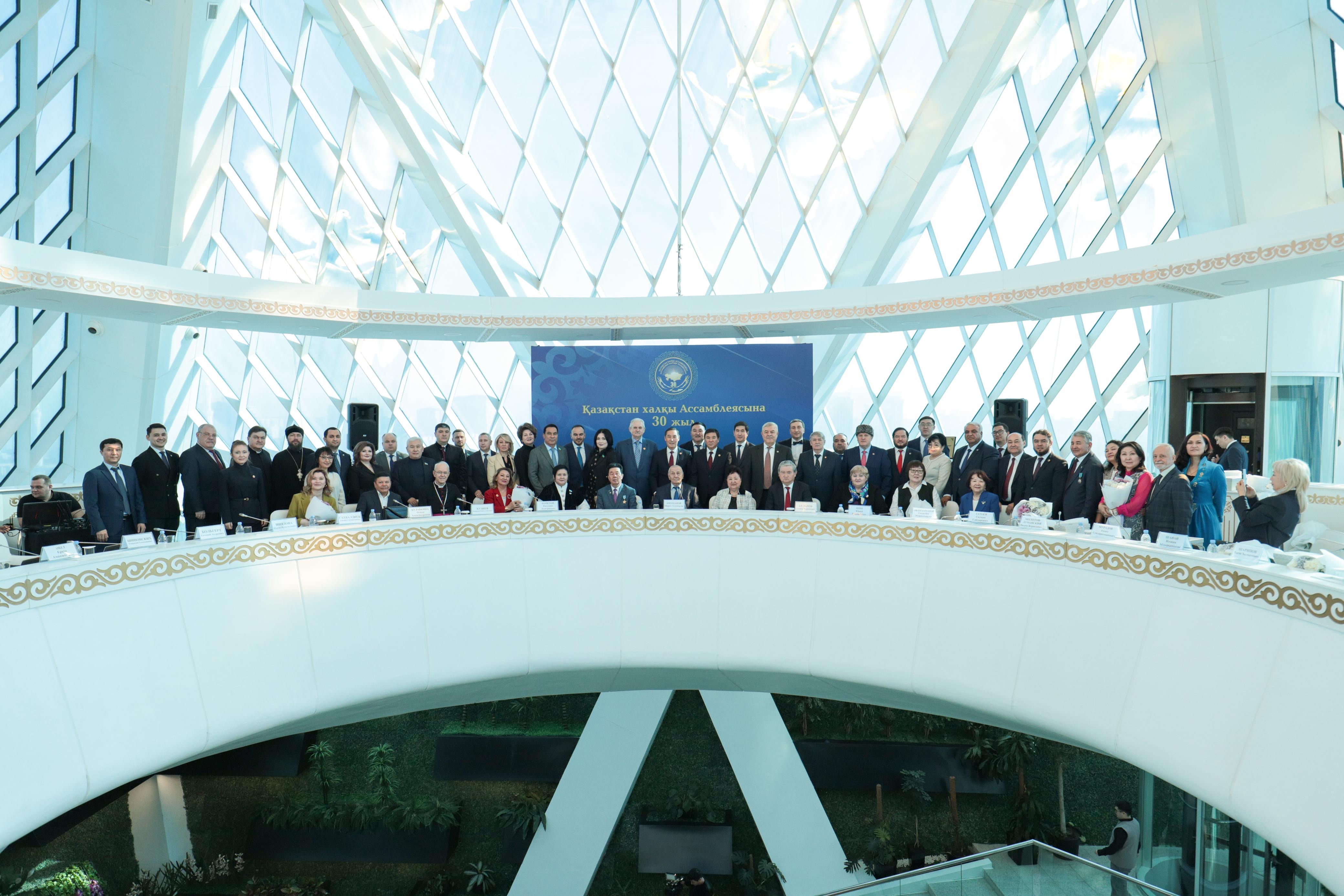 Qazaqstan halqy Assambleıasynyń mereıtoılyq jylynyń ashylýy ótti