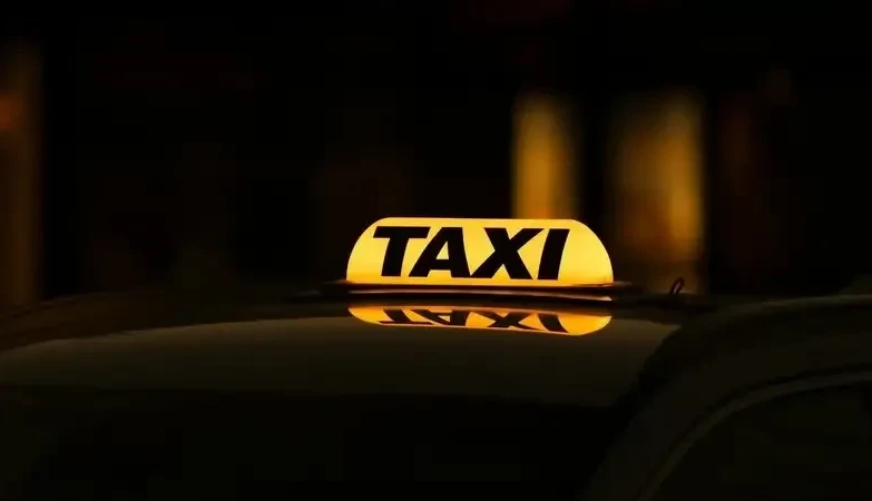 Elimizde 700-ge jýyq sheteldik kóshi-qon zańnamasyn buzǵan