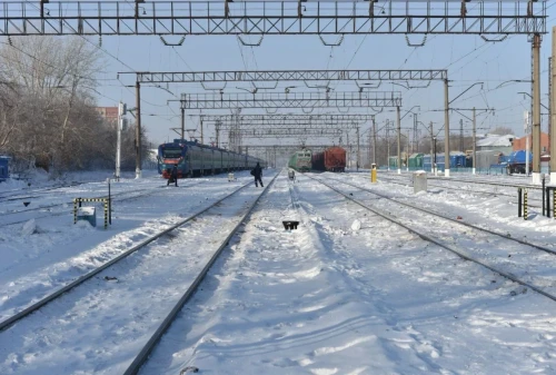 Mańǵystaý oblysynda er adamdy poıyz qaǵyp ketken