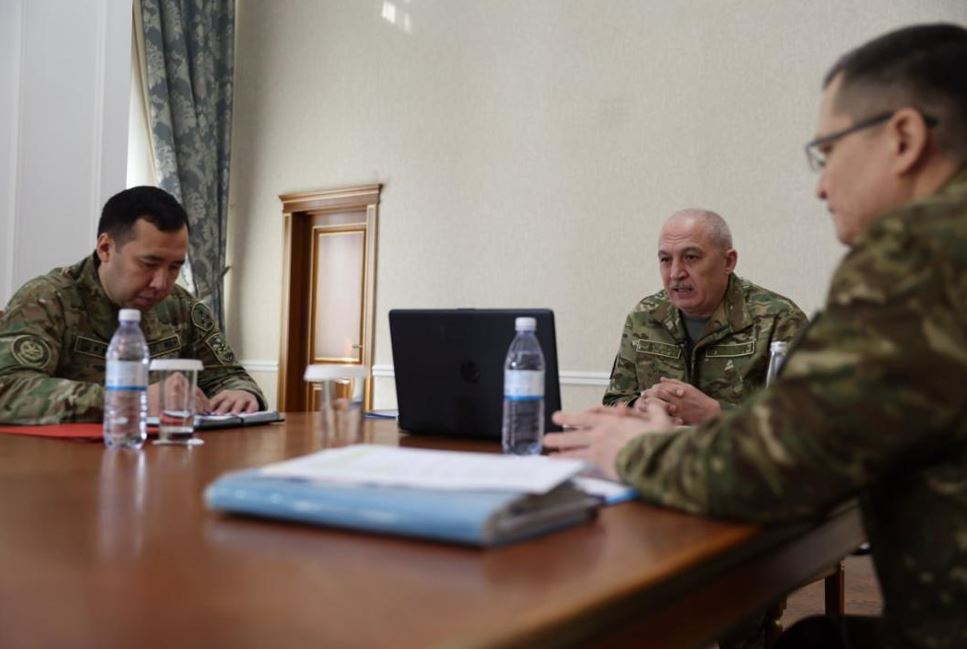 Almatyda qorǵanys salasy boıynsha konferensııa ótti