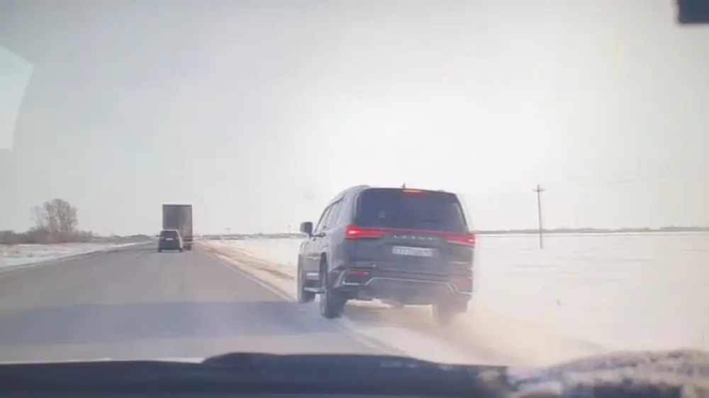 Qostanaıda eki polıseı jumystan bosatyldy