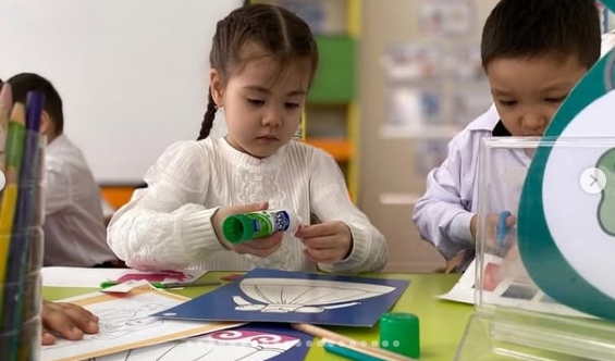 Balalardy mektepke deıingi bilimmen qamtý 95 %-ǵa artady