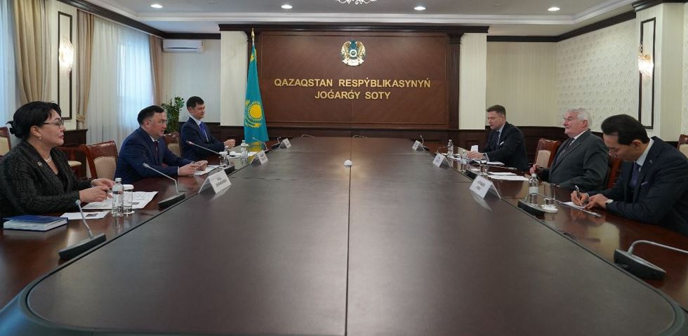 Joǵarǵy Sot AHQO-ǵa ınvestorlar  tartýǵa múddeli