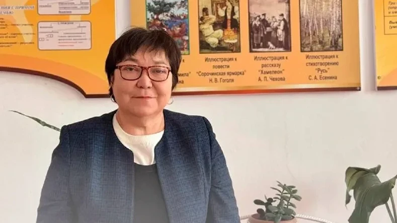 Jetisýlyq aýyl pedagogi TikTok jelisindegi úzdik kreatorlar qataryna endi